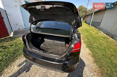 Седан Ford Focus 2015 в Дубно