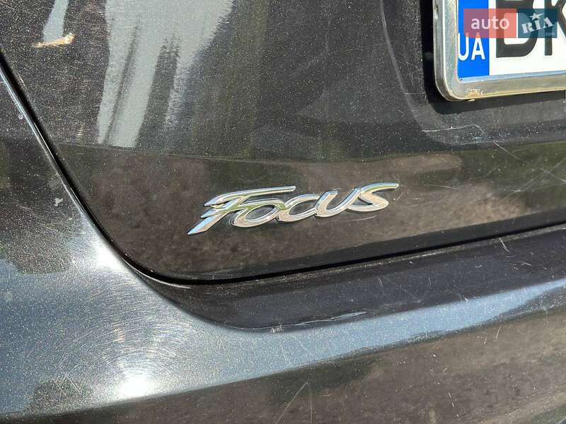 Седан Ford Focus 2015 в Дубно