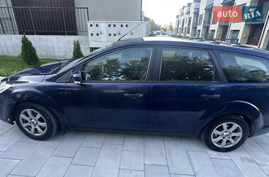 Универсал Ford Focus 2010 в 