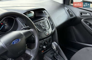 Седан Ford Focus 2012 в 