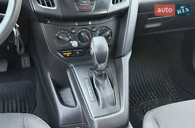 Седан Ford Focus 2012 в 