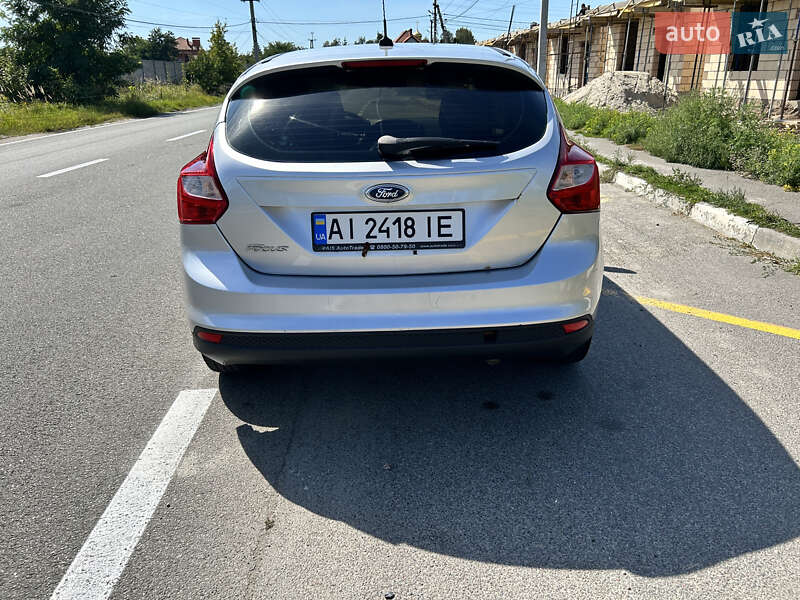 Хэтчбек Ford Focus 2011 в Киеве