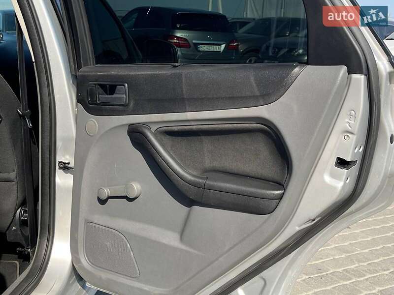 Хэтчбек Ford Focus 2010 в Львове фото 20 Хэтчбек Ford Focus 2010 в Львове