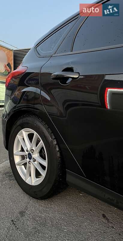 Хэтчбек Ford Focus 2015 в Харькове