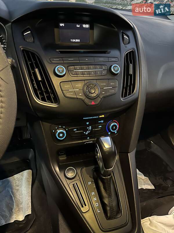 Хэтчбек Ford Focus 2015 в Харькове