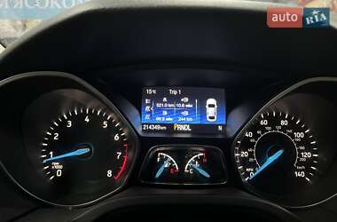 Хэтчбек Ford Focus 2015 в 