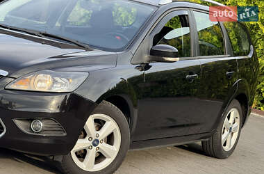 Универсал Ford Focus 2010 в 