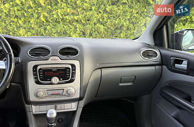 Универсал Ford Focus 2010 в 