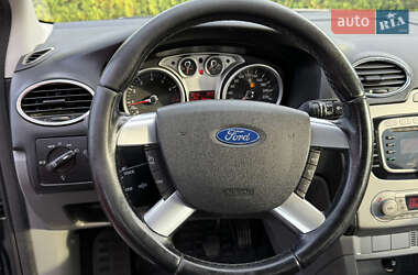 Универсал Ford Focus 2010 в 