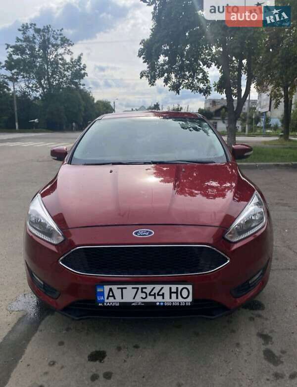 Хэтчбек Ford Focus 2015 в Ивано-Франковске