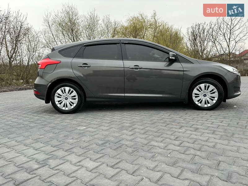 Хэтчбек Ford Focus 2016 в Зборове