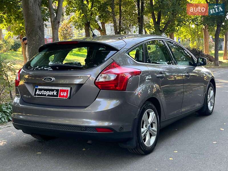 Хэтчбек Ford Focus 2012 в Киеве фото 12 Хэтчбек Ford Focus 2012 в Киеве