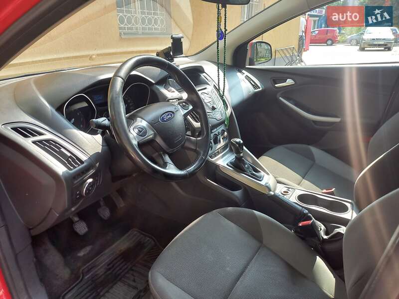 Универсал Ford Focus 2012 в Киеве фото 9 Универсал Ford Focus 2012 в Киеве