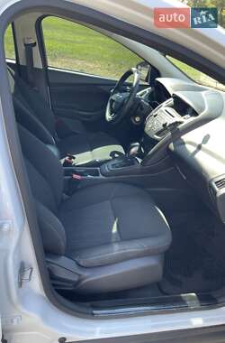 Седан Ford Focus 2015 в 