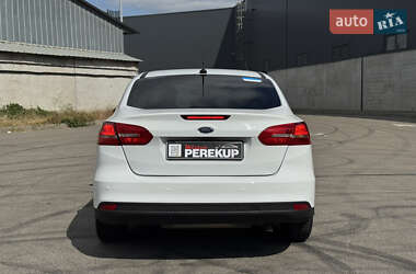 Седан Ford Focus 2017 в 