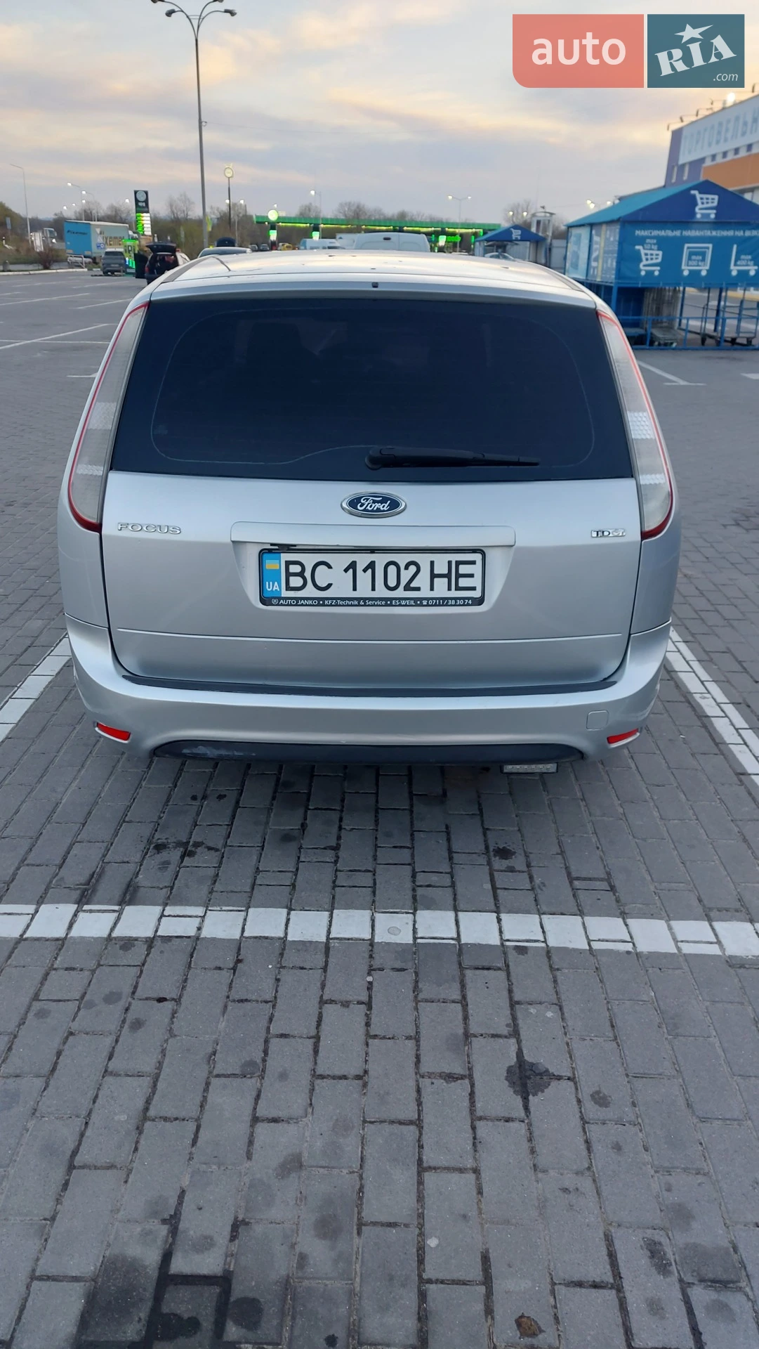 2010 Ford Focus - мініатюра 9