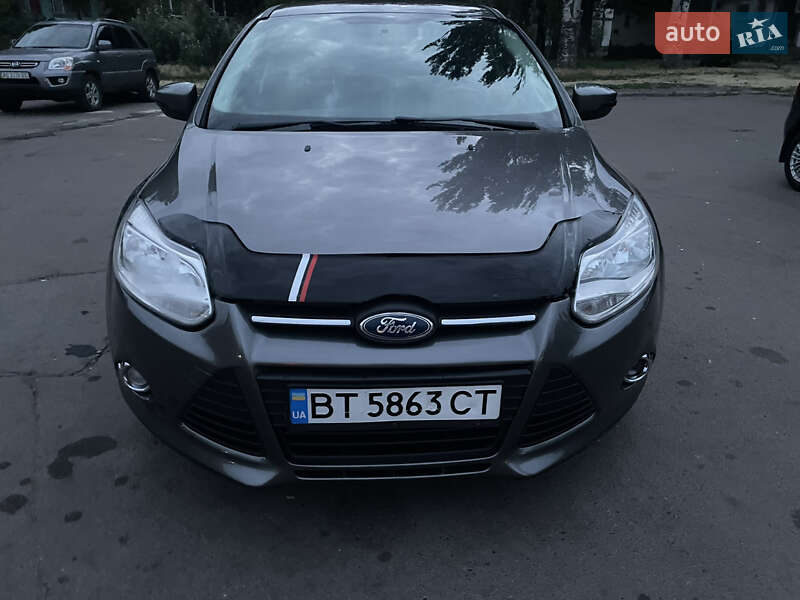 Седан Ford Focus 2013 в 