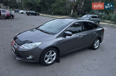 Седан Ford Focus 2013 в 