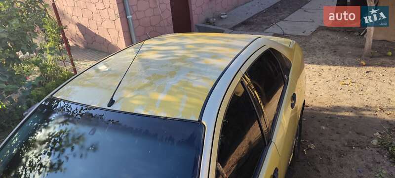Ford Focus 2000