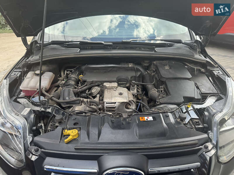 Хэтчбек Ford Focus 2013 в Киеве фото 3 Хэтчбек Ford Focus 2013 в Киеве