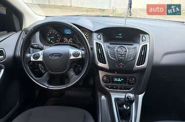 Универсал Ford Focus 2014 в 