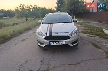 Седан Ford Focus 2016 в Киеве