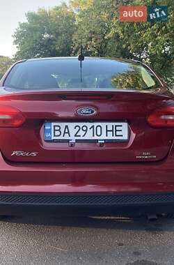 Седан Ford Focus 2015 в 