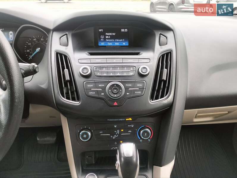 Хетчбек Ford Focus 2015 в Броварах фото 2 Хетчбек Ford Focus 2015 в Броварах