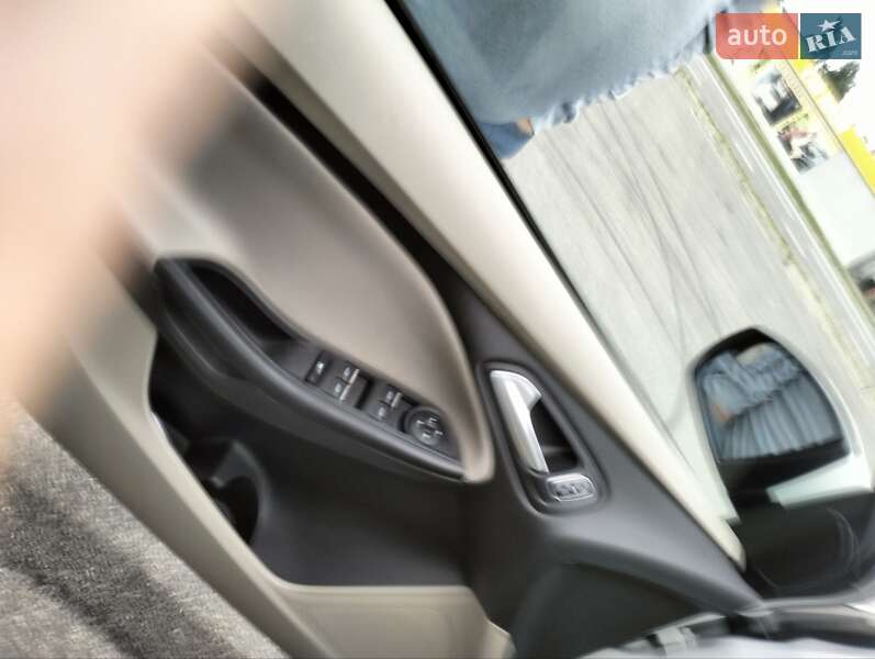 Хетчбек Ford Focus 2015 в Броварах фото 16 Хетчбек Ford Focus 2015 в Броварах