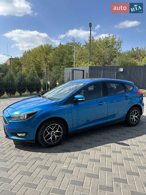 Хэтчбек Ford Focus 2016 в Полтаве