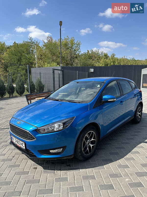 Хэтчбек Ford Focus 2016 в Полтаве