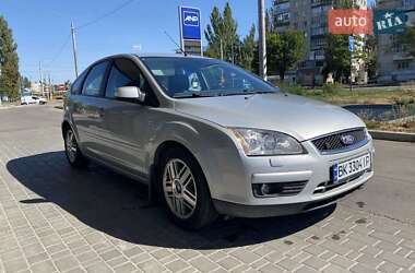 Хэтчбек Ford Focus 2007 в 