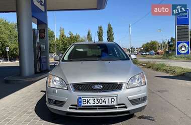 Хэтчбек Ford Focus 2007 в 