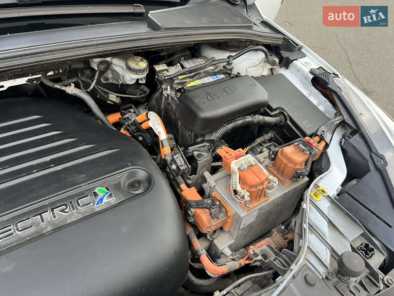 Хэтчбек Ford Focus 2018 в Киеве фото 41 Хэтчбек Ford Focus 2018 в Киеве