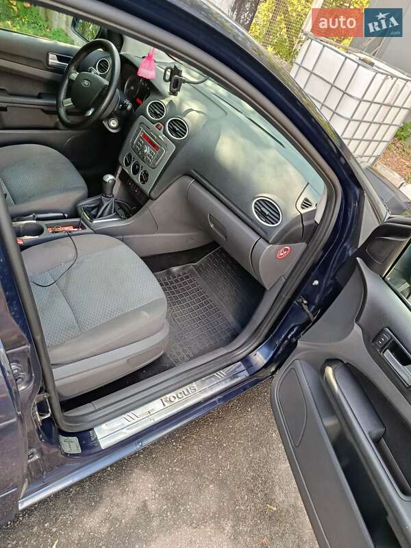 Хэтчбек Ford Focus 2008 в Харькове