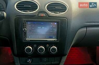 Седан Ford Focus 2007 в 