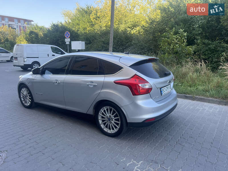 Хэтчбек Ford Focus 2011 в Львове фото 11 Хэтчбек Ford Focus 2011 в Львове