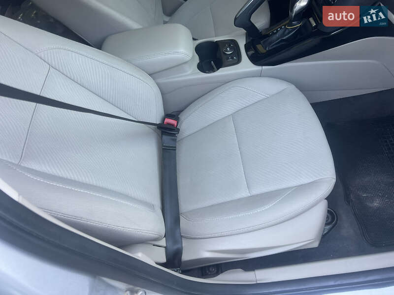 Хэтчбек Ford Focus 2011 в Львове фото 12 Хэтчбек Ford Focus 2011 в Львове