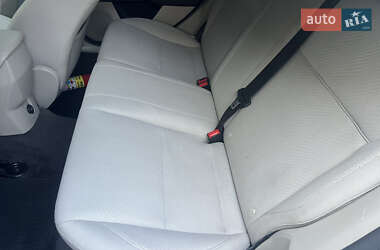 Хэтчбек Ford Focus 2011 в 