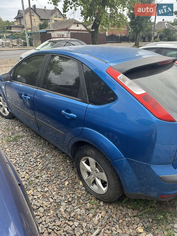 Хэтчбек Ford Focus 2006 в Первомайске