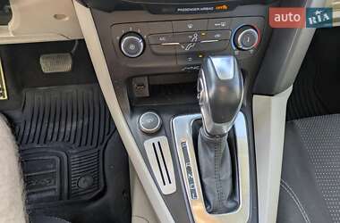 Хэтчбек Ford Focus 2016 в 