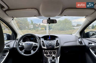 Универсал Ford Focus 2012 в 