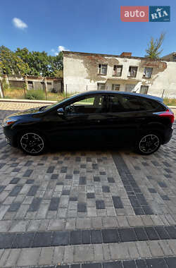 Хэтчбек Ford Focus 2014 в 