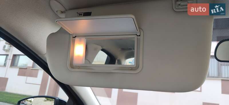 Седан Ford Focus 2017 в Николаеве фото 17 Седан Ford Focus 2017 в Николаеве