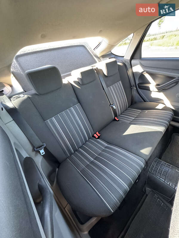 Хэтчбек Ford Focus 2008 в Буче фото 7 Хэтчбек Ford Focus 2008 в Буче