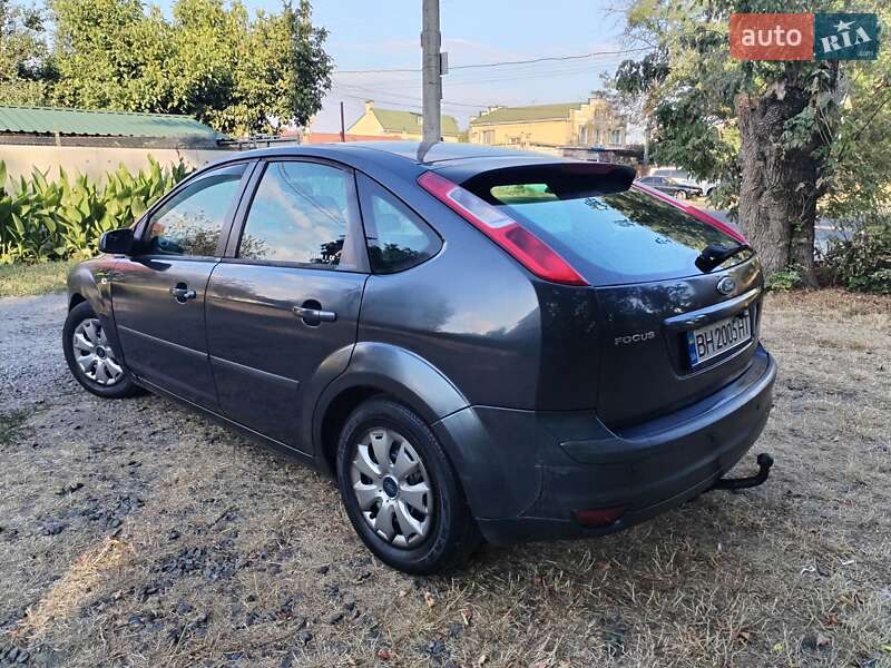 Хэтчбек Ford Focus 2006 в Одессе