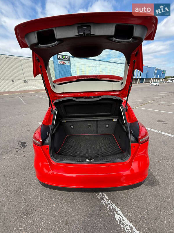 Хэтчбек Ford Focus 2016 в Кременчуге