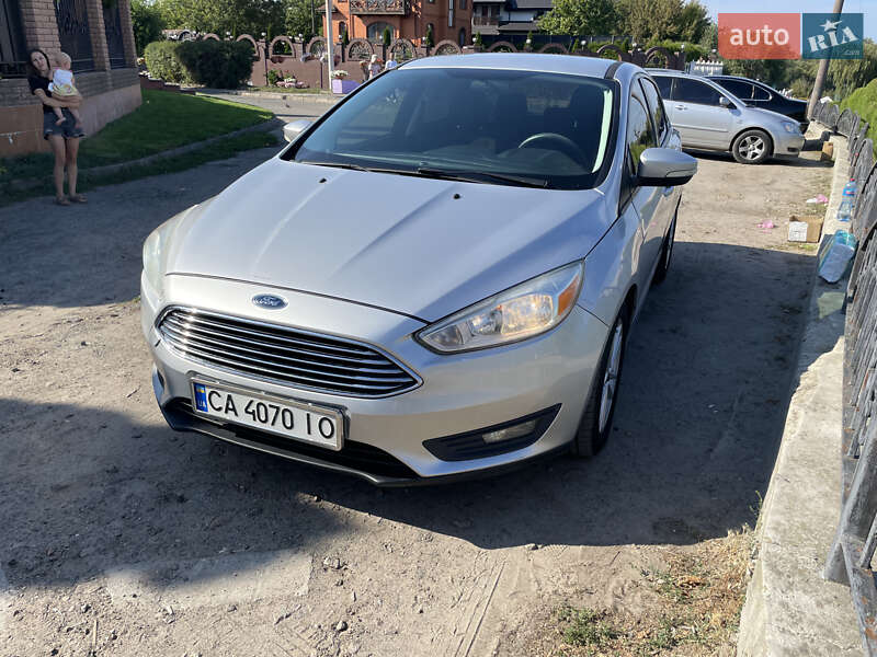 Седан Ford Focus 2015 в Черкасах