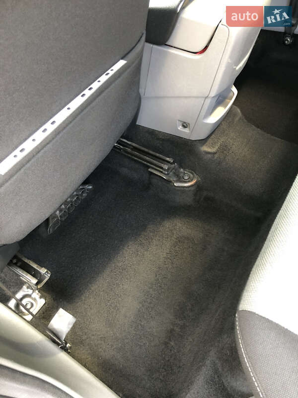 Хэтчбек Ford Focus 2010 в Полтаве фото 30 Хэтчбек Ford Focus 2010 в Полтаве