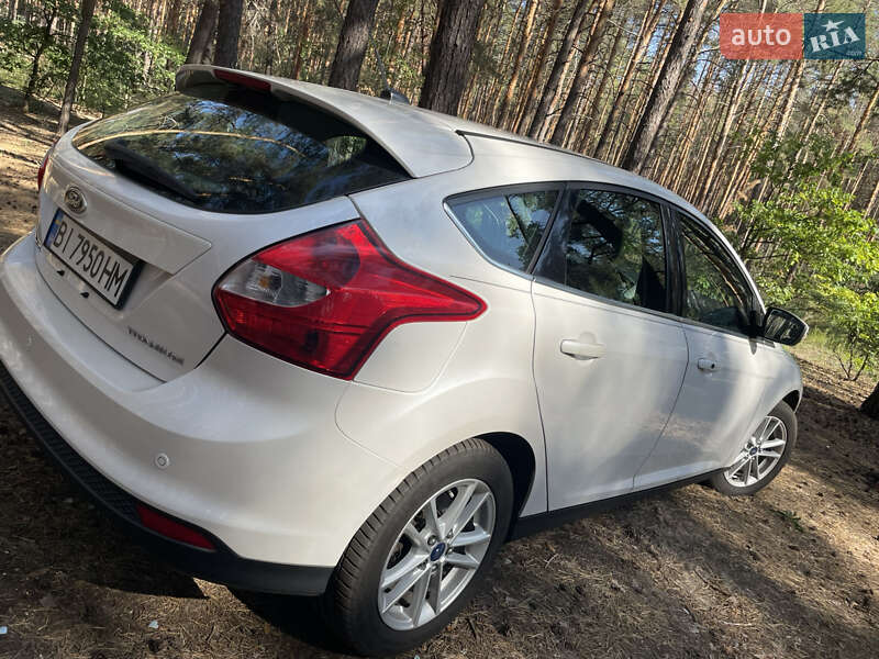Хэтчбек Ford Focus 2012 в Полтаве фото 5 Хэтчбек Ford Focus 2012 в Полтаве